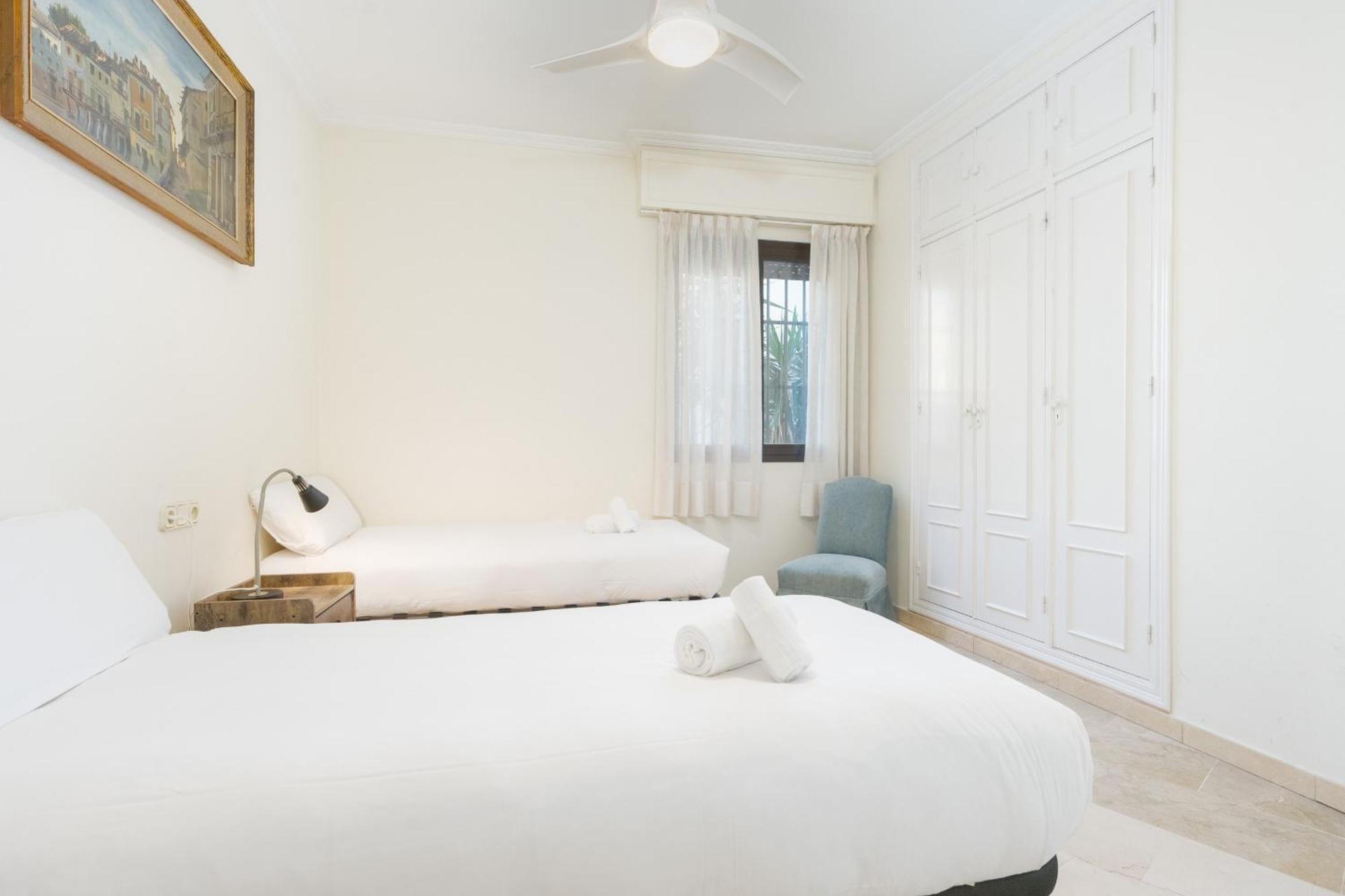 Wide With Terrace & Parking- 3bd 2bth- Alfalfa Apartament Sewilla