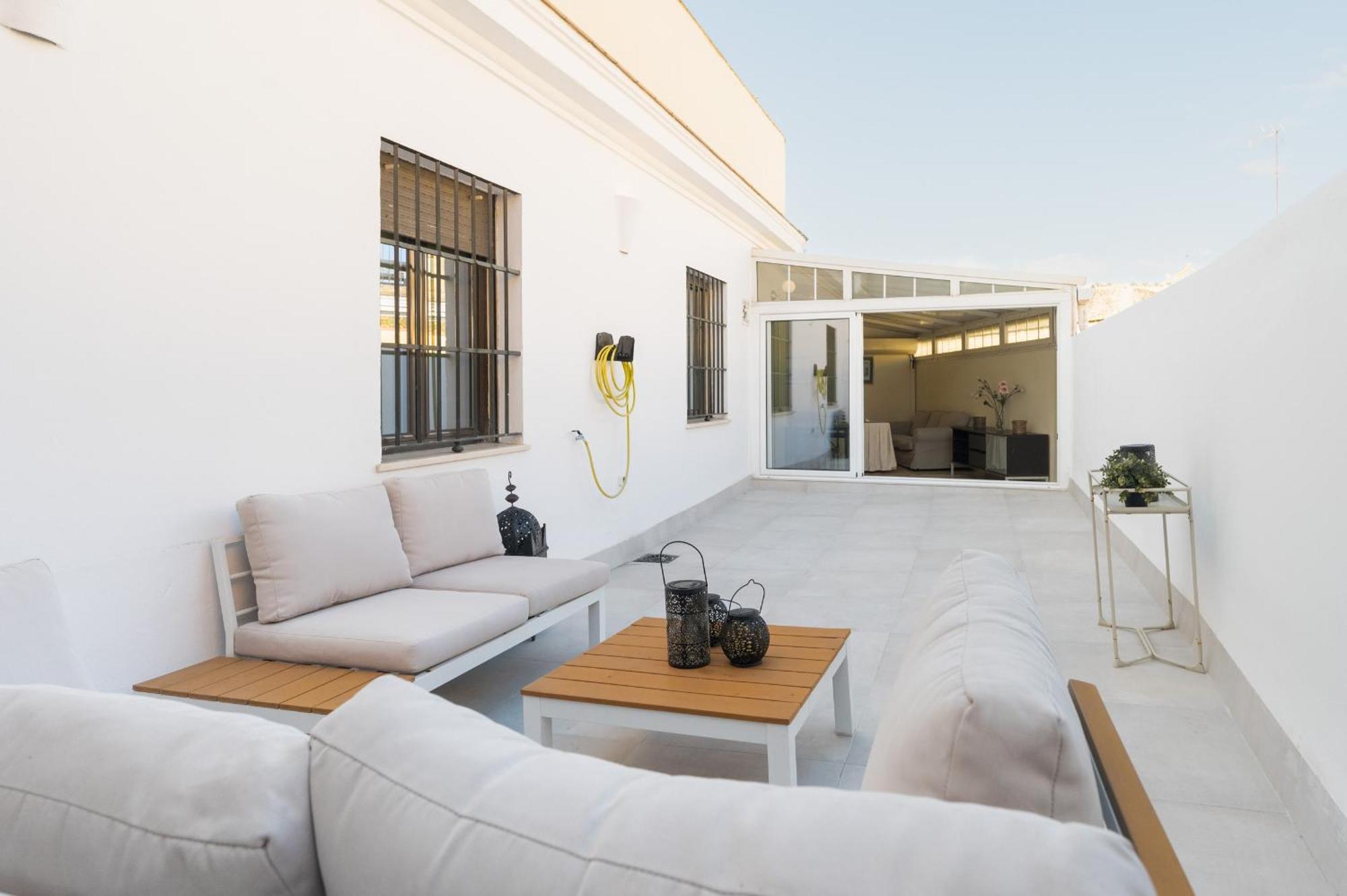 Appartement Wide With Terrace & Parking- 3bd 2bth- Alfalfa Sevilla